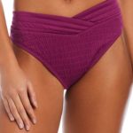 Bar III Women's Pucker Up V